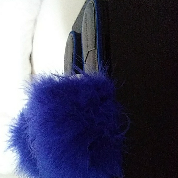 Shoes - Picture 2 of 8